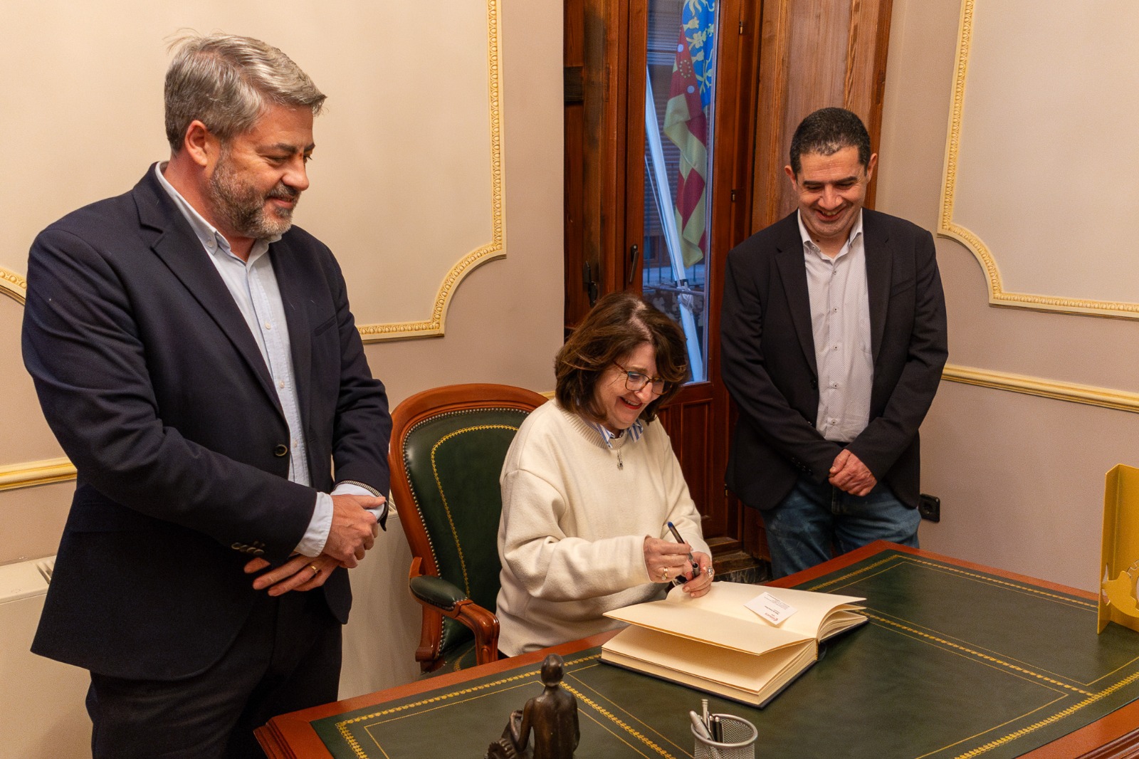 Visita de la rectora de la UA, Amparo Navarro