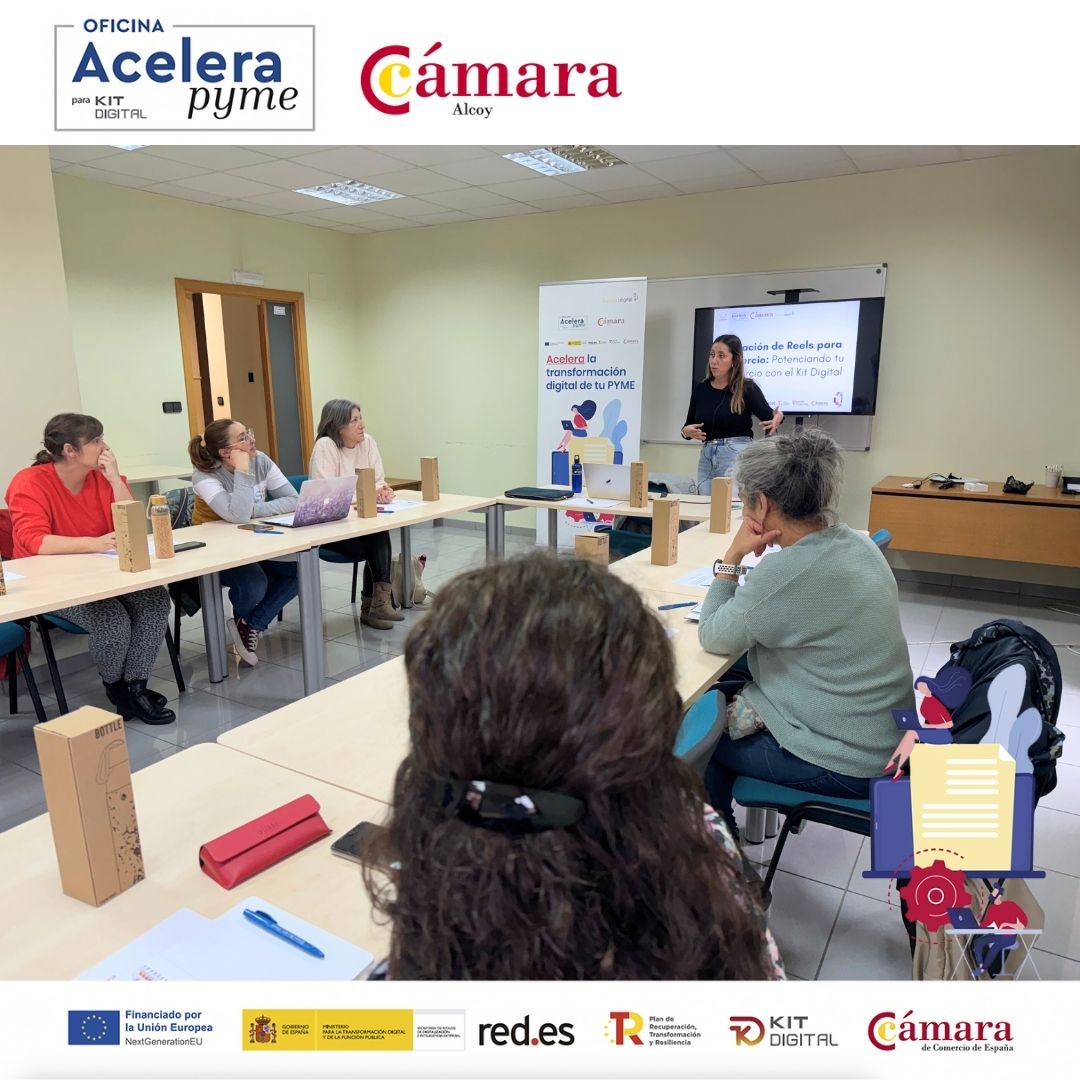 Realizada la jornada Acelerapyme «Triunfa en las Redes Sociales: Taller de Reels y Kit Digital para los Comercios de los Mercados de Alcoy»